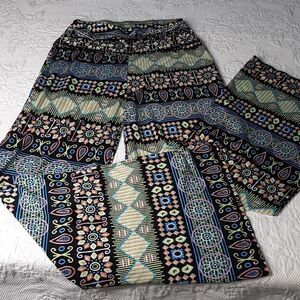 Source Unknown Wide Leg Pants - Black with Pastel Geometric Print
